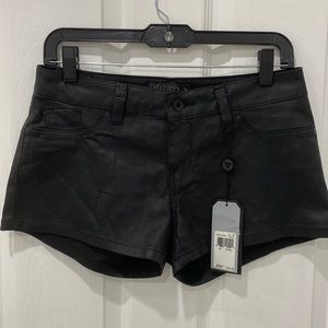 GUESS LOWRISE SHORTS